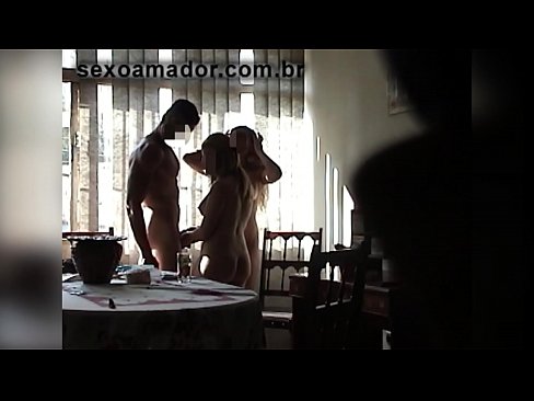 ❤️ Teman seks mengundang pria raksasa dan threesome bersamanya ❤❌ Rusia porno di id.pornoincest.ru ️❤